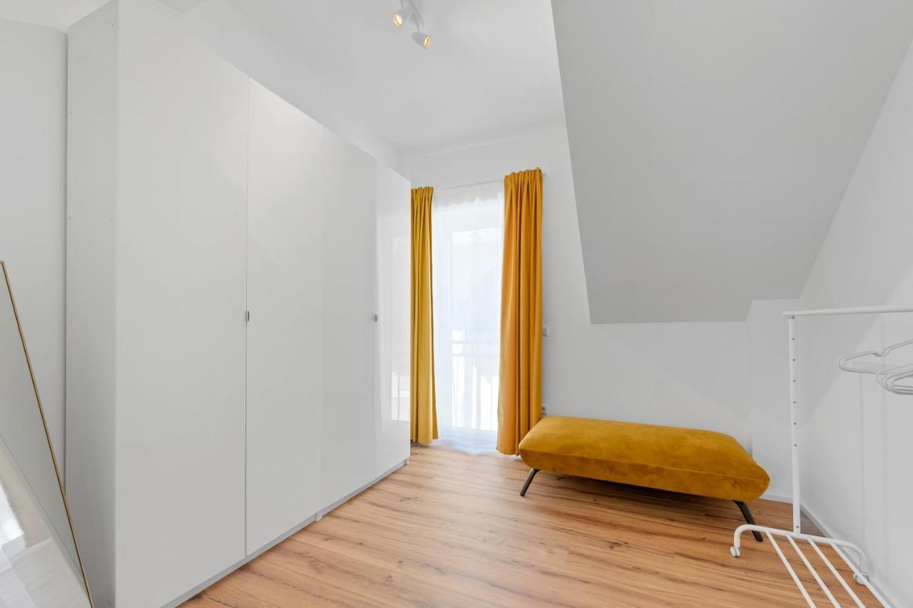 Golden Home With Barbecue, Yoga, Football Table Sinsheim Exterior photo