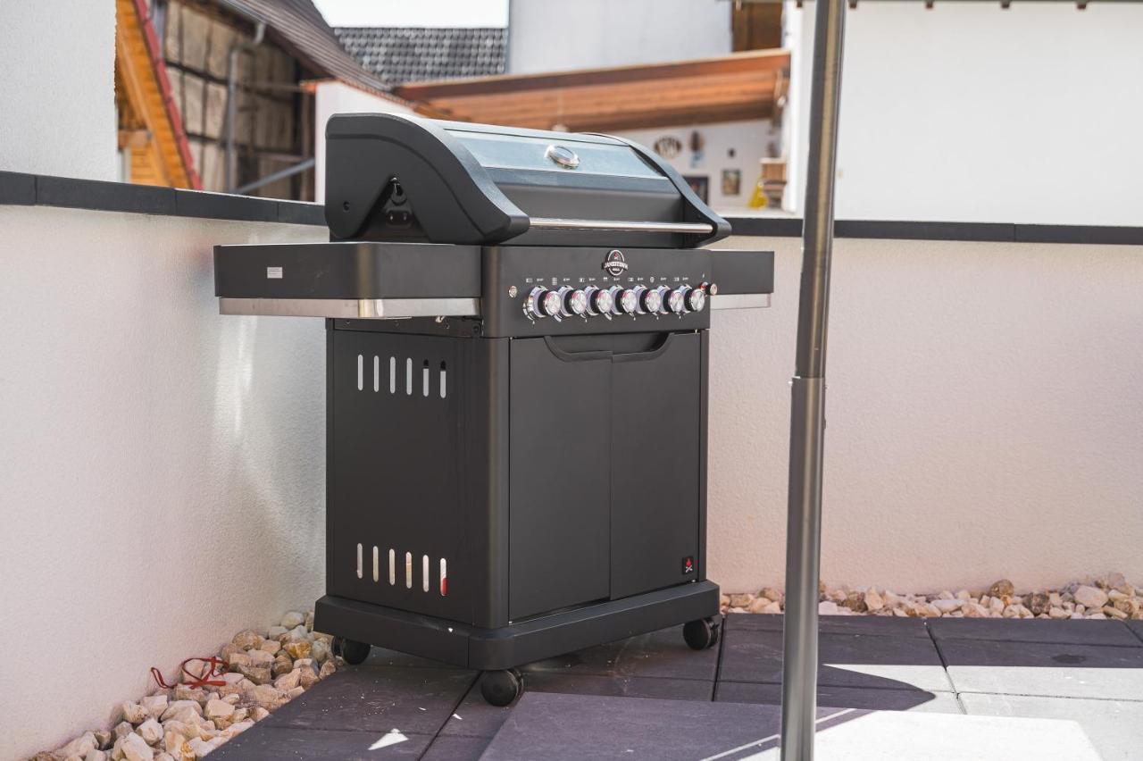 Golden Home With Barbecue, Yoga, Football Table Sinsheim Exterior photo